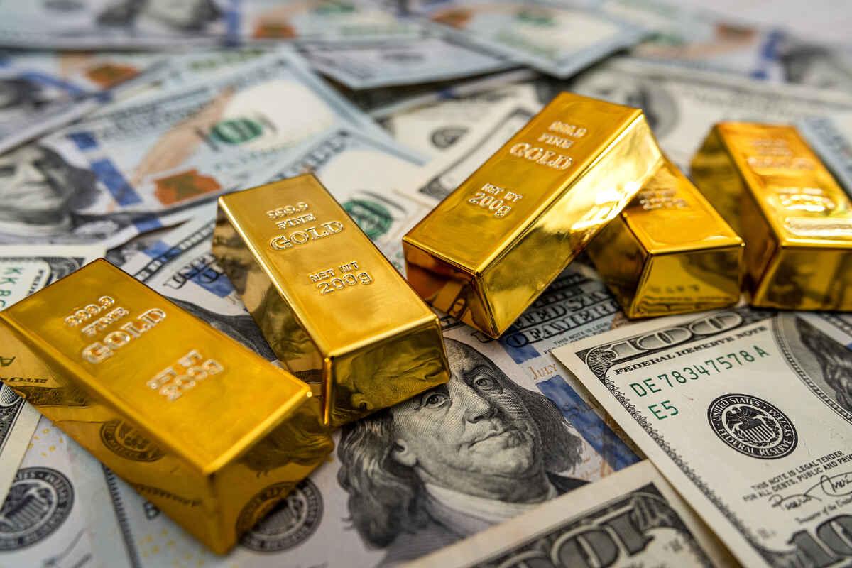 黄金价格走势图显示反向头肩顶形态，目标新高：详情