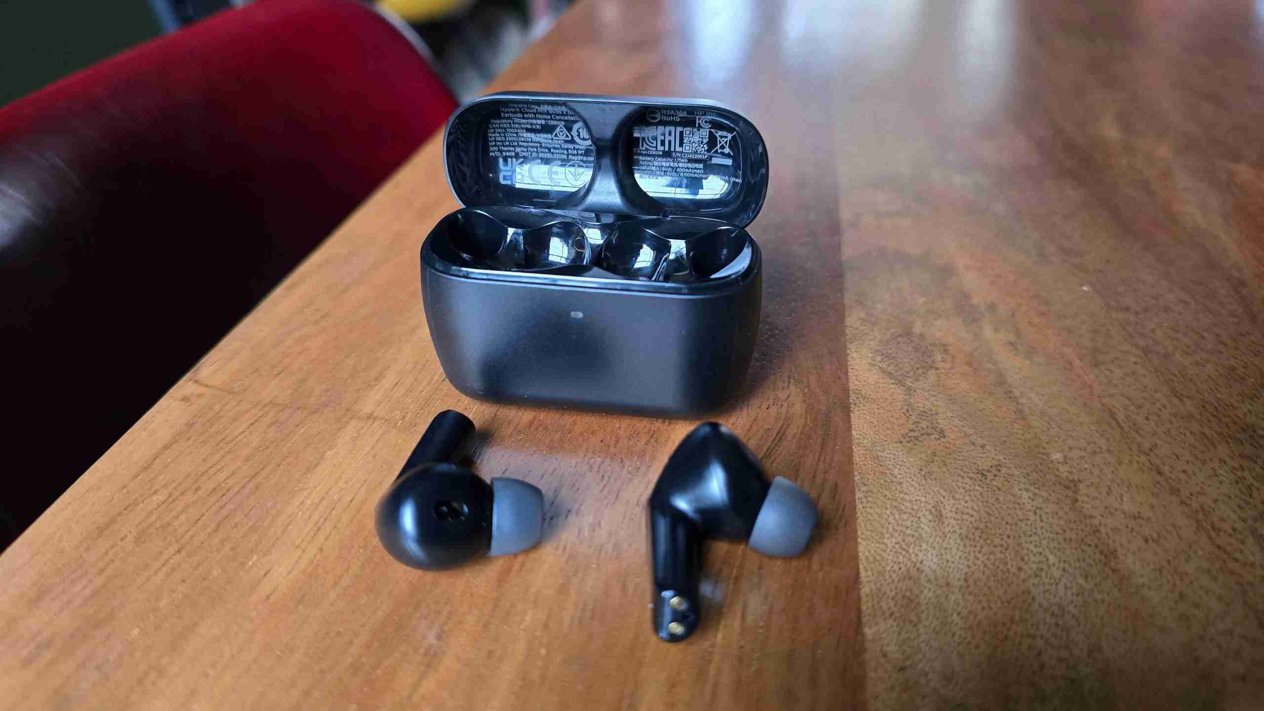 HyperX Cloud Mix Buds 2 评测 最佳游戏旅行伴侣